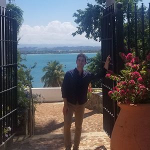 Meet your Posher, Charles